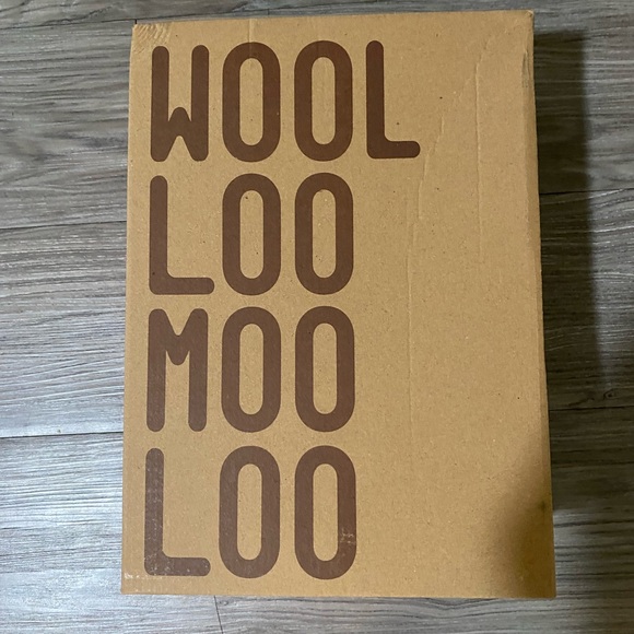 Blue Low-Top Sneakers with White Sole - Picture 7 of 7